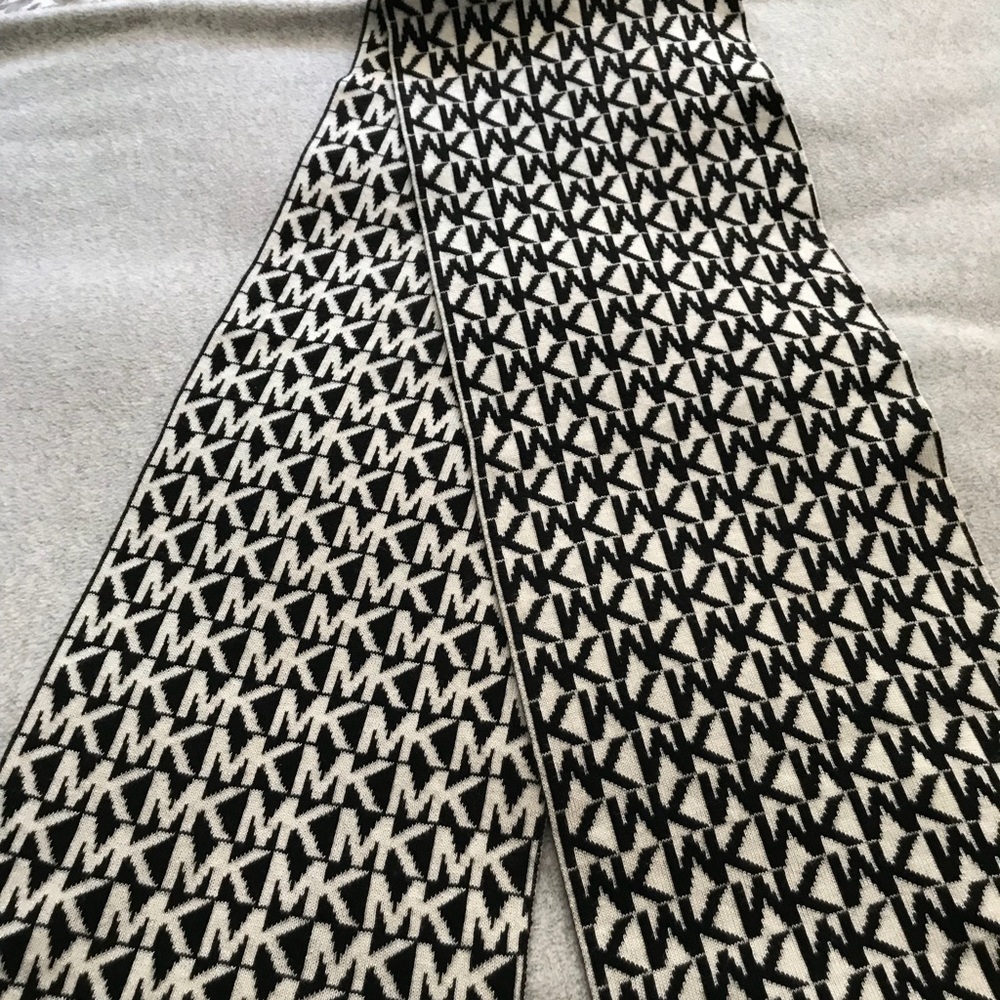 Michael Kors Scarf